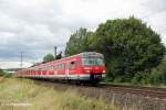 In Kürze wird 420 324 zusammen mit 420 389 am 3.9.09 den Haltepunkt Wolfskehlen auf der Fahrt nach Riedstadt-Goddelau erreichen.