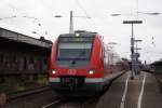 422 031-5 + 422 034-9 als S 7 nach Dsseldorf Flughafen Terminal in Solingen Hbf am 25.08.08