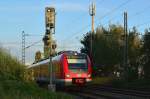 Auch der 422 525-5 ist bei der Ausfahrt in Korschenbroich in Richtung Mnchengladbach unterwegs.....sein nchster Halt ist in Lrrp.