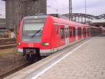 423 105/605 als S4 nach Ebersberg am 24.03.2007 bei der Ausfahrt von Mnchen-Hackerbrcke.