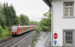 DB Regio 423 420 + 423 xxx // Frankfurt-Eschersheim (Das abgebildete Haus wurde mittlerweile abgerissen.) // 15.