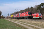 1016 041 und eine S-Bahn im Wettrennen am 02.03.2026 bei Eglharting.