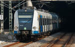 423 340 kommt hier aus dem Pragtunnel geschossen und fährt in seinen nächsten Halt Feuerbach ein.
Feuerbach, 24.03.2026