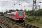 ET 423676-6 nach Ebersberg f�hrt hier am 11.5.2026 um 15.00 Uhr in M�nchen-Pasing ein.