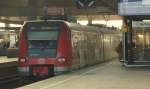 Ein versauter Klner 423 er als S11 nach Bergisch Gladbach in Dsseldorf Hbf.
