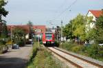 Der in Plochingen beheimatete 423 508-1 der S-Bahn Stuttgart ist am 12.9.2010 bei herrlichem Sonnenschein auf dem Weg als S1 nach Kirchheim/Teck.