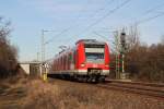 423 352 als S1 am 18.01.2012 bei Mnchen-Feldmoching.