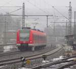 423 232-8 der S-Bahn Mnchen durchfhrt am 29. Januar 2013 den Bahnhof Kronach.