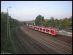 Am 30.09.2006 fuhren 423 929 und 922 auf einer S5 nach Frankfurt am Main-Sd in den Bahnhof Frankfurt am Main-West ein.