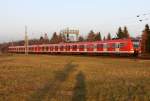 Der 423 129-9 und 423 849-9 auf der S6 von Tutzing nach Zorneding am Westkreuz am 11.12.2013