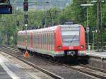 DB Regio Hessen S-Bahn Rhein Main 423 914-1 am 02.05.14 in Bad Vilbel Bhf als S6