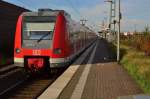 Nachschuß auf einen S11 Zug der in Allerheiligen am 9.11.2014 am Bahnsteig steht. 