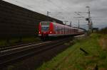 Eine S11 verlässt gerade Neuss Allerheiligen nach Nievenheim auf ihrem Weg nach Bergisch Gladbach.