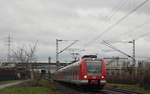 Am 23.02.2020 fuhr 423 251 mit einem weiterem ET 423 der S-Bahn Köln als S11 nach Düsseldorf-Flughafen Terminal, hier in Dormagen-Chempark.