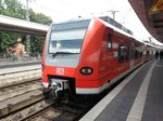 ET 424-505-6 als S Bahn Hannover mit dem Taufnamen Wedemark stehend im Hildesheimer Hbf am 2.7.2016