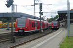 Die S5 nach Hannover-Flughafen, sowie die S51 nach Seelze der S-Bahn Hannover stehen im Startbahnhof Hameln bereit.
Aufgenommen im August 2020.