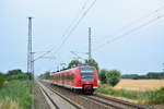 425 008 fährt als S1 nach Schönebeck-Bad Salzelmen in Barleber See aus gen Magdeburg.