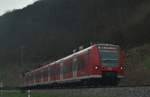 425 761-4 als S-Bahn bei Hirschhorn gen Eberbach fahrend am Sonntag den 24.3.2019