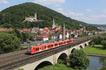 425 047 bei der Ausfahrt aus Gemünden am 23.