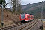 425 209 Speyer genannt ist hier in Neckarhausen bei Neckarsteinach bei der Einfahrt zusehen, Ziel der fahrt des S1 Zuges ist Homburg Saar Hbf.