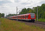 Am 26.07.26 rollten die drei Triebz�ge 425 146, 425 169 und 425 321 der S-Bahn M�nchen als �berf�hrungsfahrt nach Berlin durch Burgkemnitz.
