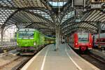 ELL 193 435 mit Flixtrain & DB 425 106-2 als RE8 in K�ln Hbf, Juli 2026.