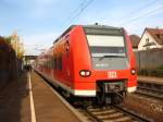 425 253-2 als RB 18615 kurz vor der Ausfahrt Karlsruhe-Hagsfeld 29.10.07