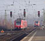 Zugkreuzung in Viersen! Die einfahrenden 426 020/520 + 426 021/521 traffen kurz vor Viersen auf den 425 076/576 der als RB33 auf dem weg in Richtung Aachen ist.