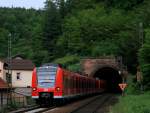 Fast am Ziel angekommen ist dieses von ET 425 219 angefhrte Quitschiedoppel der S-BahnRheinNeckar am 17.05.08 bei Frankenstein.