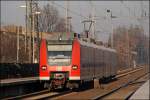 425 019/519 erreicht als RB42 (RB 20232)  HAARD-Bahn  von Mnster(Westf)Hbf komment den Haltepunkt Recklinghausen-Sd. (30.12.2008)