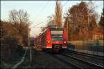 425 522/022 und ein Schwestertriebzug sind als RB42 (RB 20244)  HAARD-Bahn  nach Essen unterwegs. (27.12.2008)