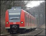 Der 425 057-7 ebenfalls als 11071 auf der fahrt nach Aachen kurz vor Baal.