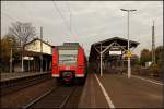 425 091/591 und 425 100 erreichen als RE8  RHEIN-ERFT-Express , Koblenz Hbf - Mnchengladbach Hbf, Bonn-Beuel.