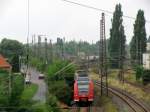 425 006 erreicht mit einer S Bahn nach Schnebeck Salzelmen den Bahnhof Magdeburg Eichenweiler.