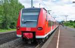 425 538 und 425 107-0 RE8 beim Halt im Bahnhof Bonn-Oberkassel, Richtung Koblenz - 19.09.2010