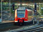 425 583-2 ereicht als RB33 am 05.10.2010 seinen Zielbahnhof in Aachen. Links im Bild die Sdrampe nach Belgien.  