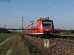 25.03.2011: 425 086-6 unterwegs als RE 38857 von Ludwigshafen nach Karlsruhe. Aufgenommen bei Graben-Neudorf.