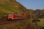425 112-0 als RB 81 nach Trier Hbf in Mden (Mosel) am 23.10.2011