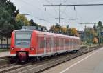 Heute ist der 425 582 als RB33 in Rheydt Hbf zu sehen.