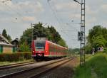 RE8 bei Gubberath am Bahnbergang Frther Hecke am Samstag den 25.5.2013