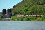 BR 425 kurz vor den alten Pfeilern der  Brcke von Remagen  - 27.05.2013