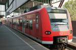 425 805-9 ( 94 80 0425 805-9 D-DB ), Bombardier Transportation GmbH, [D]-Hennigsdorf 24432, Baujahr 2004, Eigentmer: DB Regio NRW GmbH, [D]-Dsseldorf, Fahrzeugnutzer: Geschftsbereich Rhein-Ruhr,