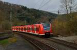 Da macht der  Neustadt an der Weinstraße  alias 425 702-8 die Biege und verlässt eiligen Rades Neckargerach. 19.2.2014