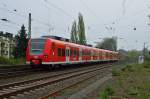 Nachschuß auf den 425 568 in Rheydt Hbf auf seinem Weg nach Aachen Hbf.