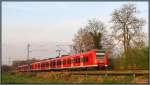 Ein lauer Aprilabend im Jahr 2014 an der Kbs 485 bei Geilenkirchen.Die Rhein Niers Bahn (RB33) ist gerade unterwegs nach Duisburg.