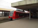 DB S-Bahn Hannover 425 655-8  Hannover Airport  als S 34616 (S 6) nach Celle, am 19.02.2016 in Hannover Hbf.