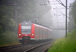 Die Rhein Niers Bahn (RB33) kommt die Kohlscheider-Rampe hoch aus Duisburg-Hbf,Heinsberg-Rheinand nach Aachen-Hbf und hält in Kohlscheid und fährt in Richtung
