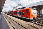 425 316-7 als RB 38730 (Mannheim-Friedrichsfeld	- Worms Hbf - Mainz Hbf), hält am 29.3.2016 in Mannheim Hbf.