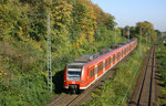 425 538 und 425 ??? wurden als RB 26 zwischen Köln Hbf und Köln West von der Mediaparkbrücke abgelichtet.