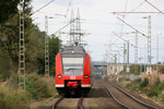 Unweit der Stadtgrenze Köln / Pulheim wurde mit viel Tele-Brennweite 425 103 fotografiert.
Aufnahmedatum: 17.09.2011